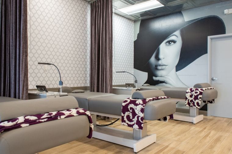 The Lash Lounge franchise studio