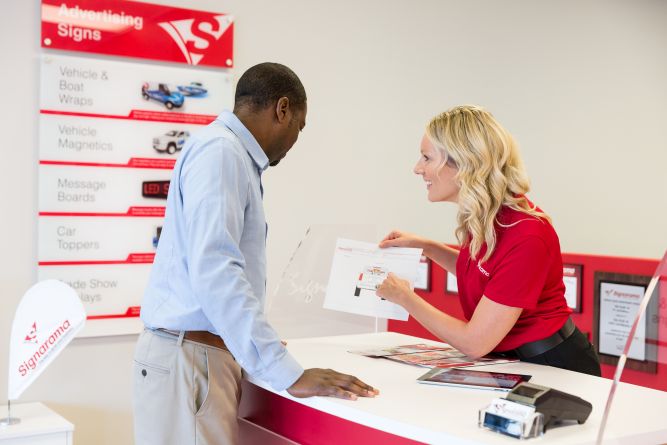 Signaram Frachise Team Branding Photography