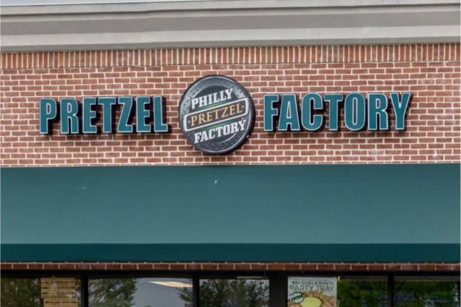 Philly Pretzel Factory Franchise Store