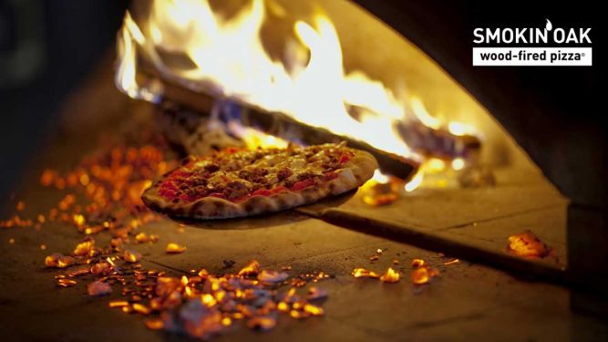 Smokin' Oak Wood-Fired Pizza Franchise