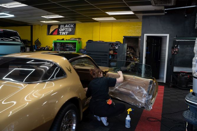 Black Optix Tint Franchise Showroom