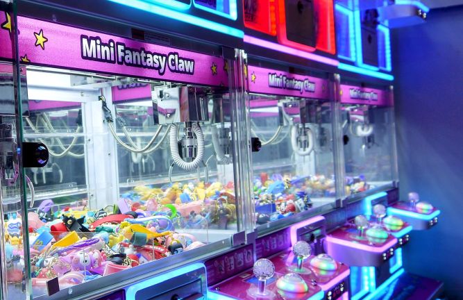Fantasy Claw Arcade Gaming Machines