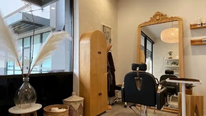 Beauty Bungalows Francchise Salon Space